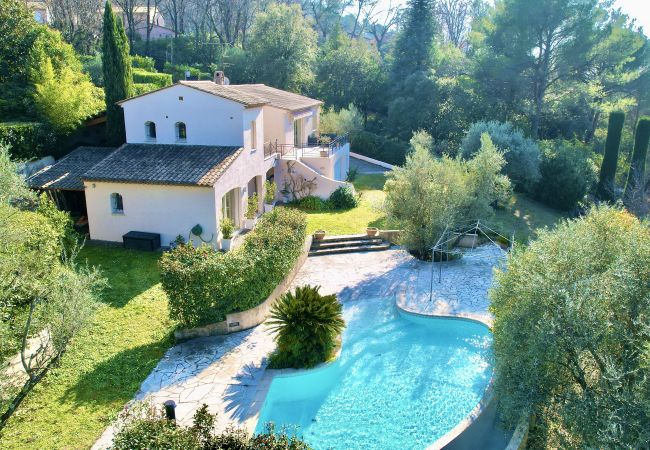 Villa à Grasse - La Villa Ajda, piscine privée Villa à Grasse - La Villa Ajda, piscine privée