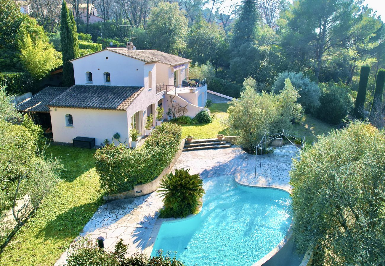 Villa à Grasse - La Villa Ajda, piscine privée Villa à Grasse - La Villa Ajda, piscine privée